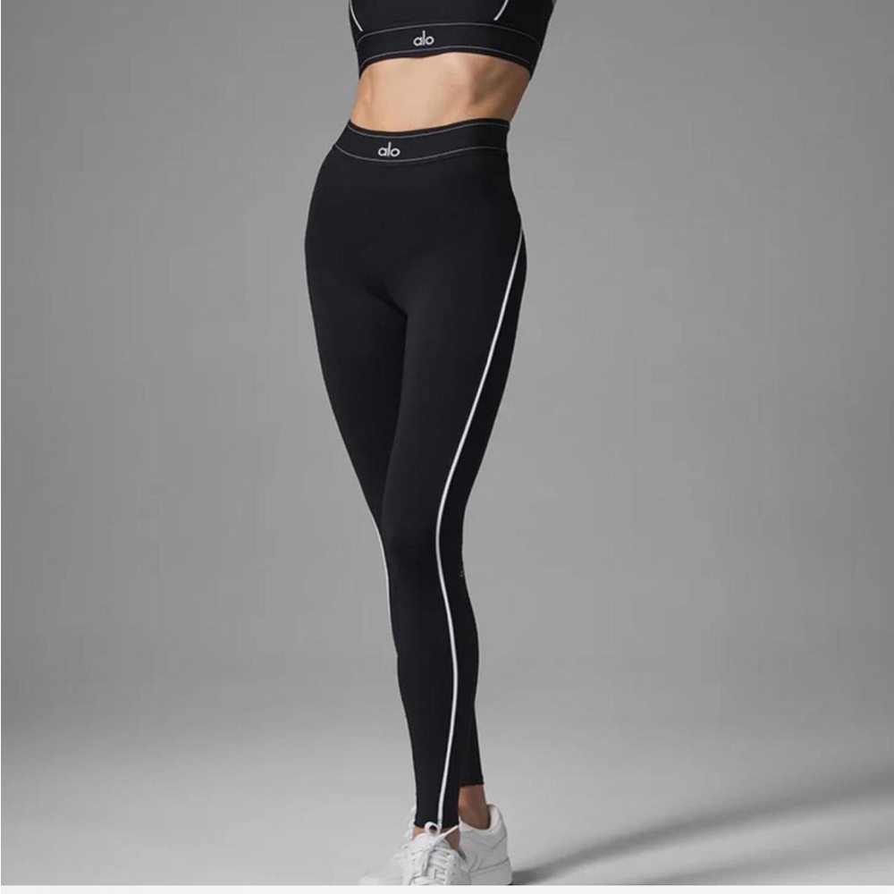 ALO Yoga Women's Black High-Waist Leggings